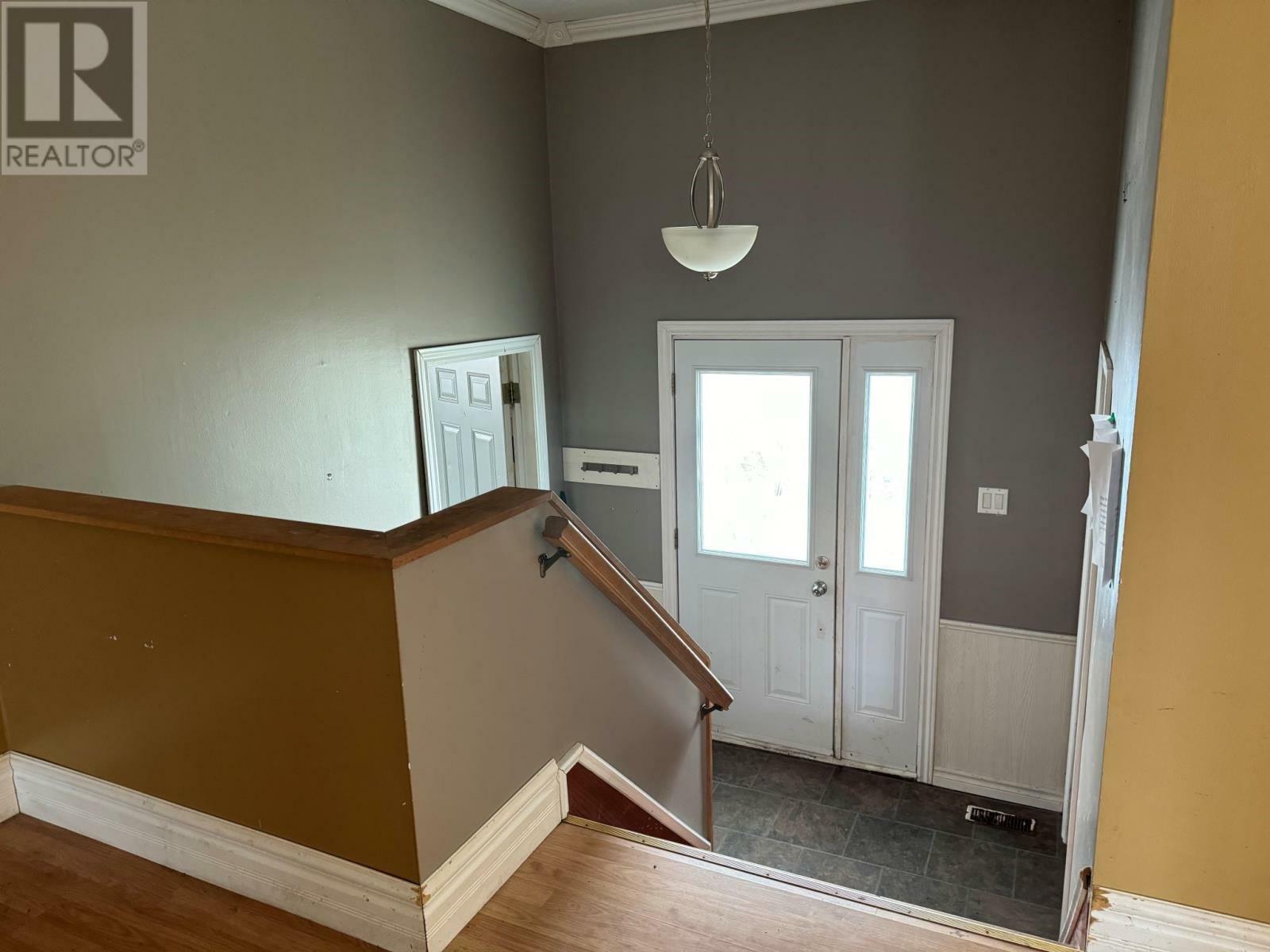 Property Photo:  8 Gordon Street  NL A1V 1Z9 