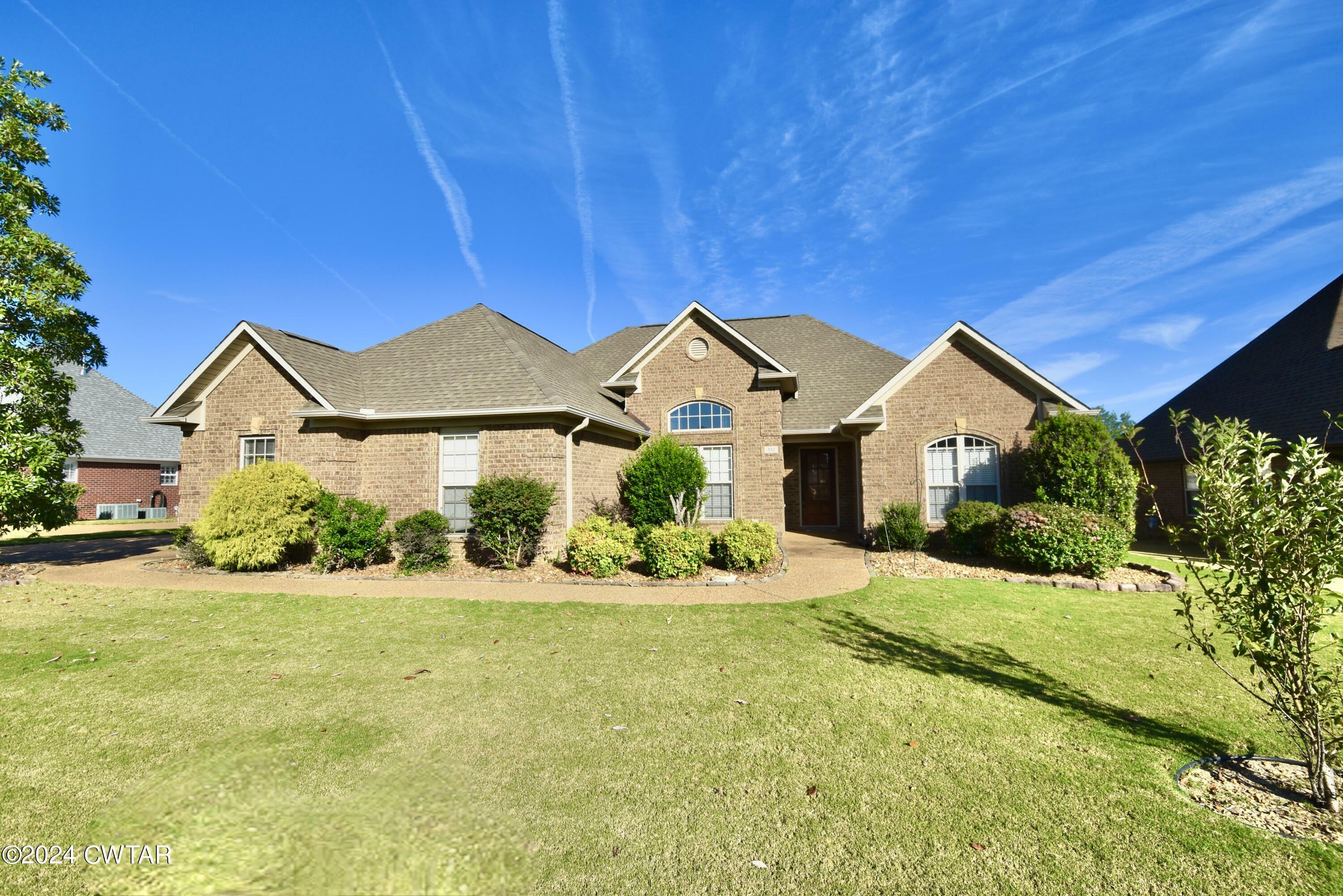 Property Photo:  392 Summit Drive  TN 38355 