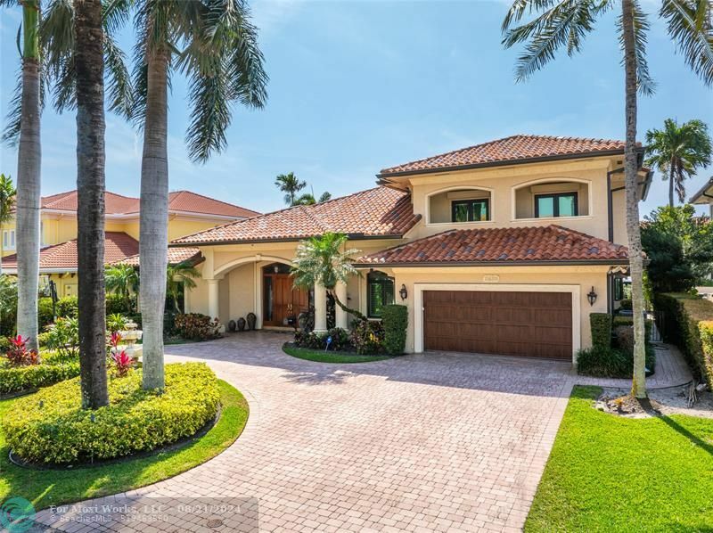 Property Photo: 2326 NE 29th St FL 33064