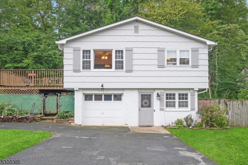 Property Photo:  4 Beech St  NJ 07874 