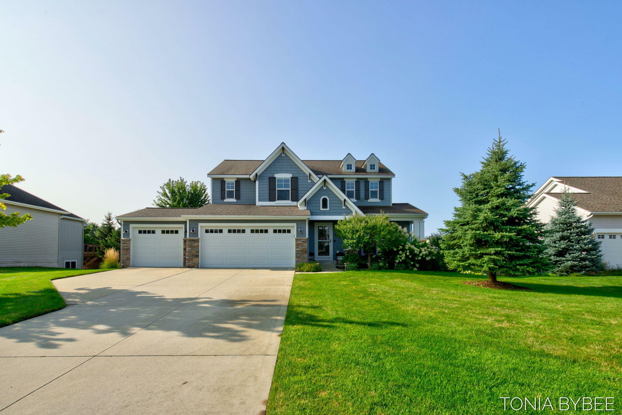 Property Photo:  14238 Georgian Bay Drive  MI 49424 