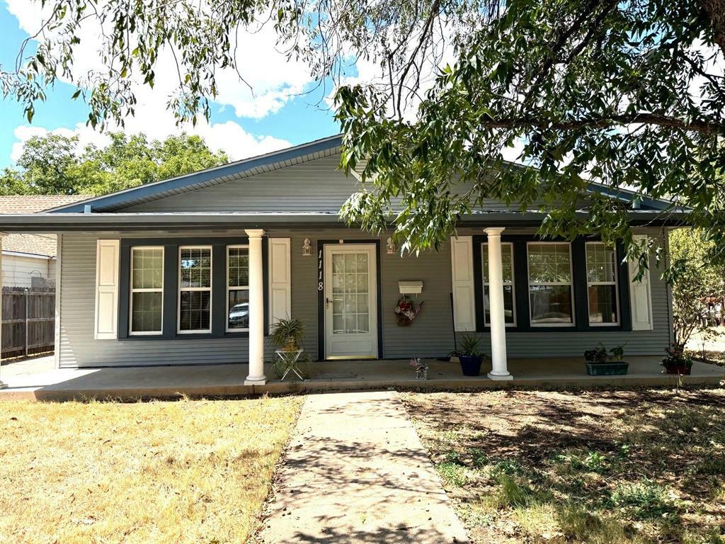 Property Photo:  1118 Grand Avenue  TX 79605 