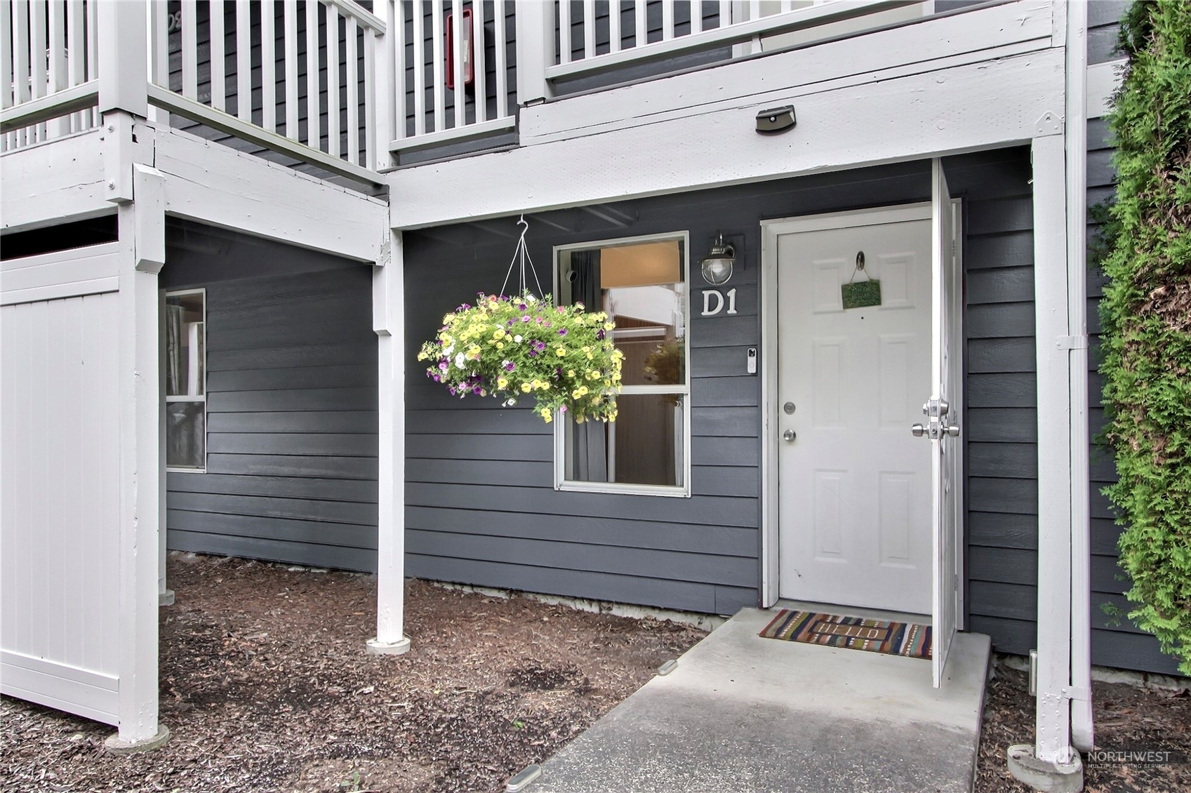 Property Photo:  3939 10th Street SE D1  WA 98374 