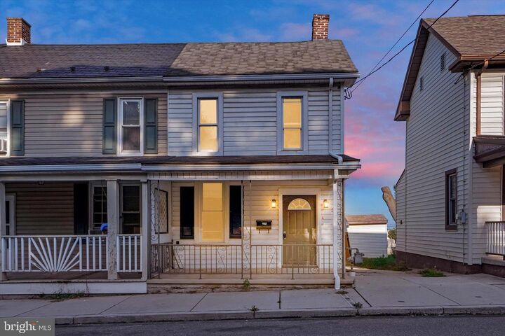 36 S Pleasant Avenue  Dallastown PA 17313 photo
