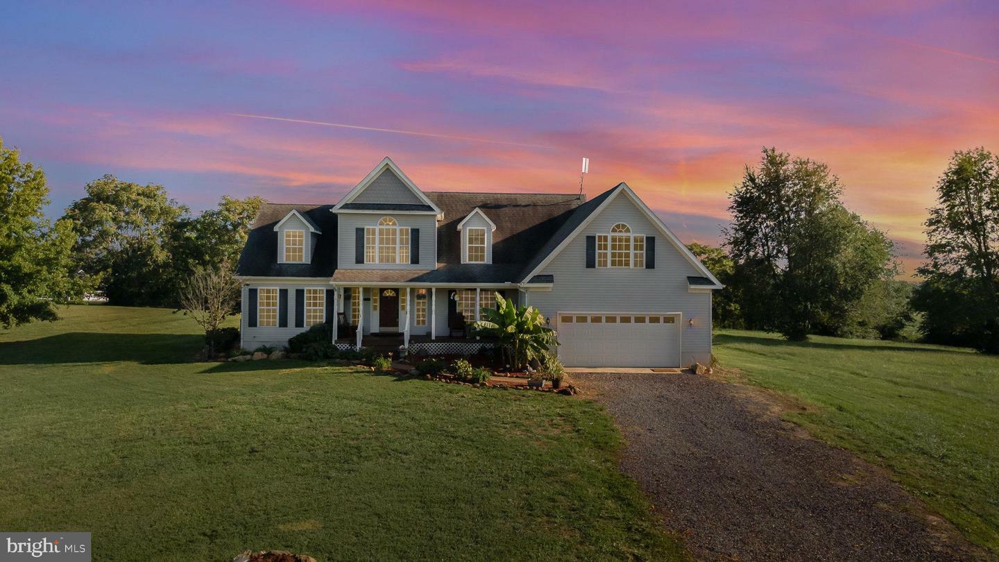 Property Photo:  15404 Cedar Hill Drive  VA 23117 