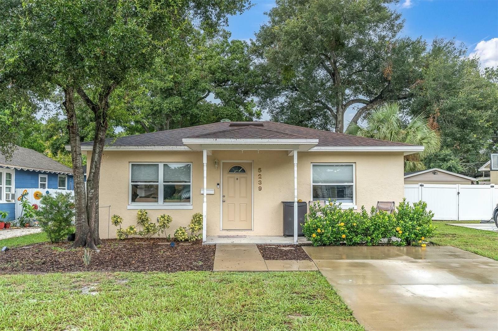 Property Photo:  5239 6th Avenue N  FL 33710 