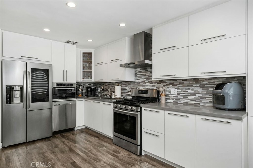 Property Photo:  9950 Topanga Canyon Boulevard 70  CA 91311 