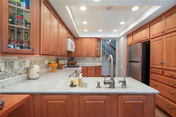 Property Photo: 3940 Mesa Circle Drive CA 93436