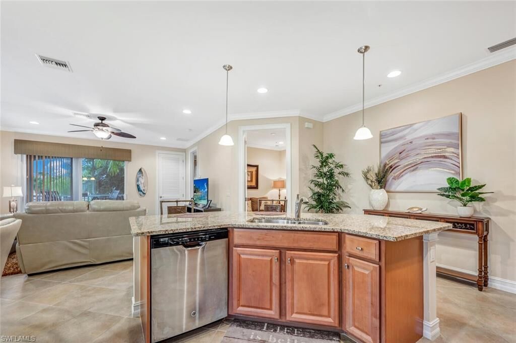 Property Photo:  28078 Sosta Ln 3  FL 34135 