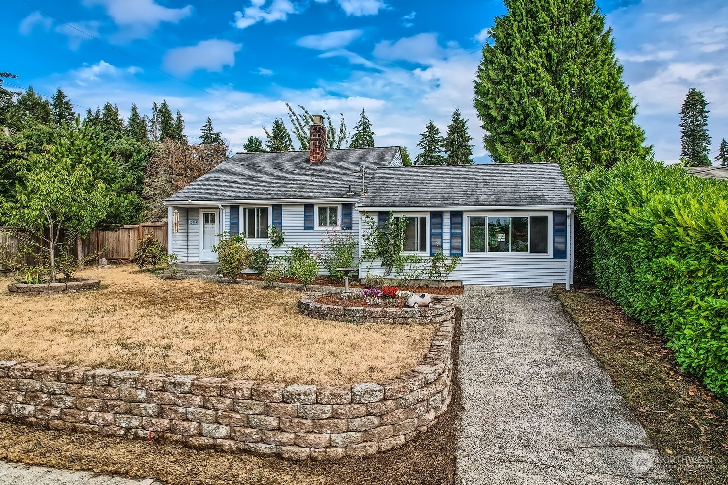 Property Photo:  10758 5th Avenue NW  WA 98177 