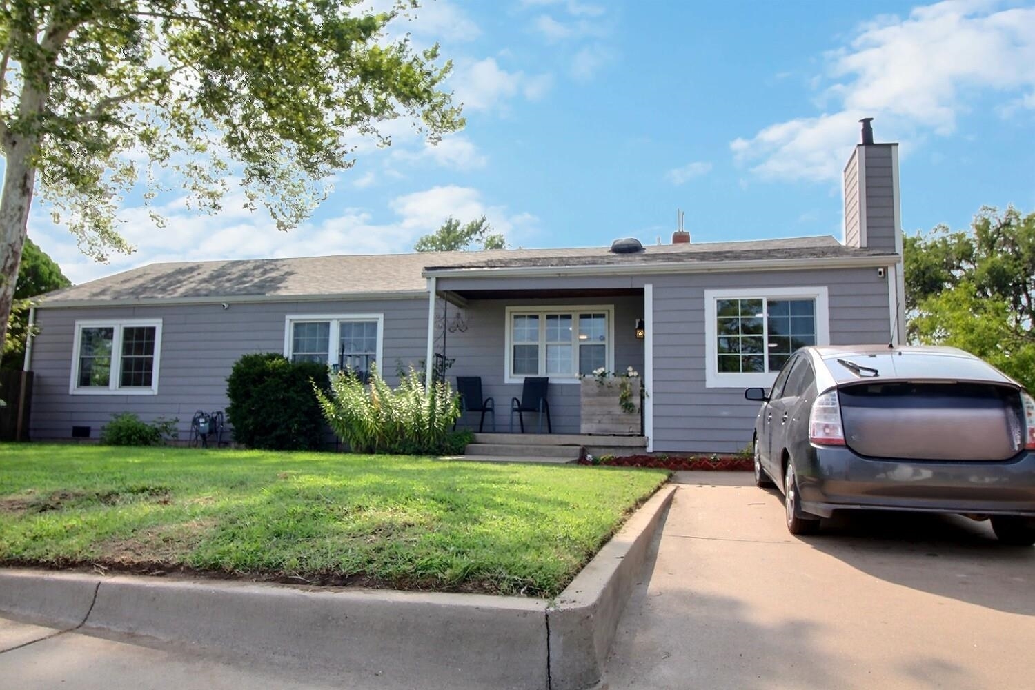 Property Photo:  4717 S Hydraulic Ave  KS 67216-2860 