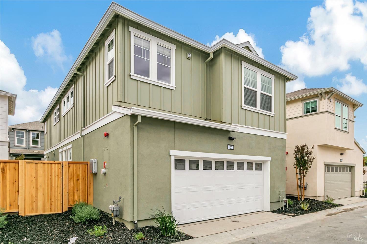 Property Photo:  123 Flounder Street  CA 94585 