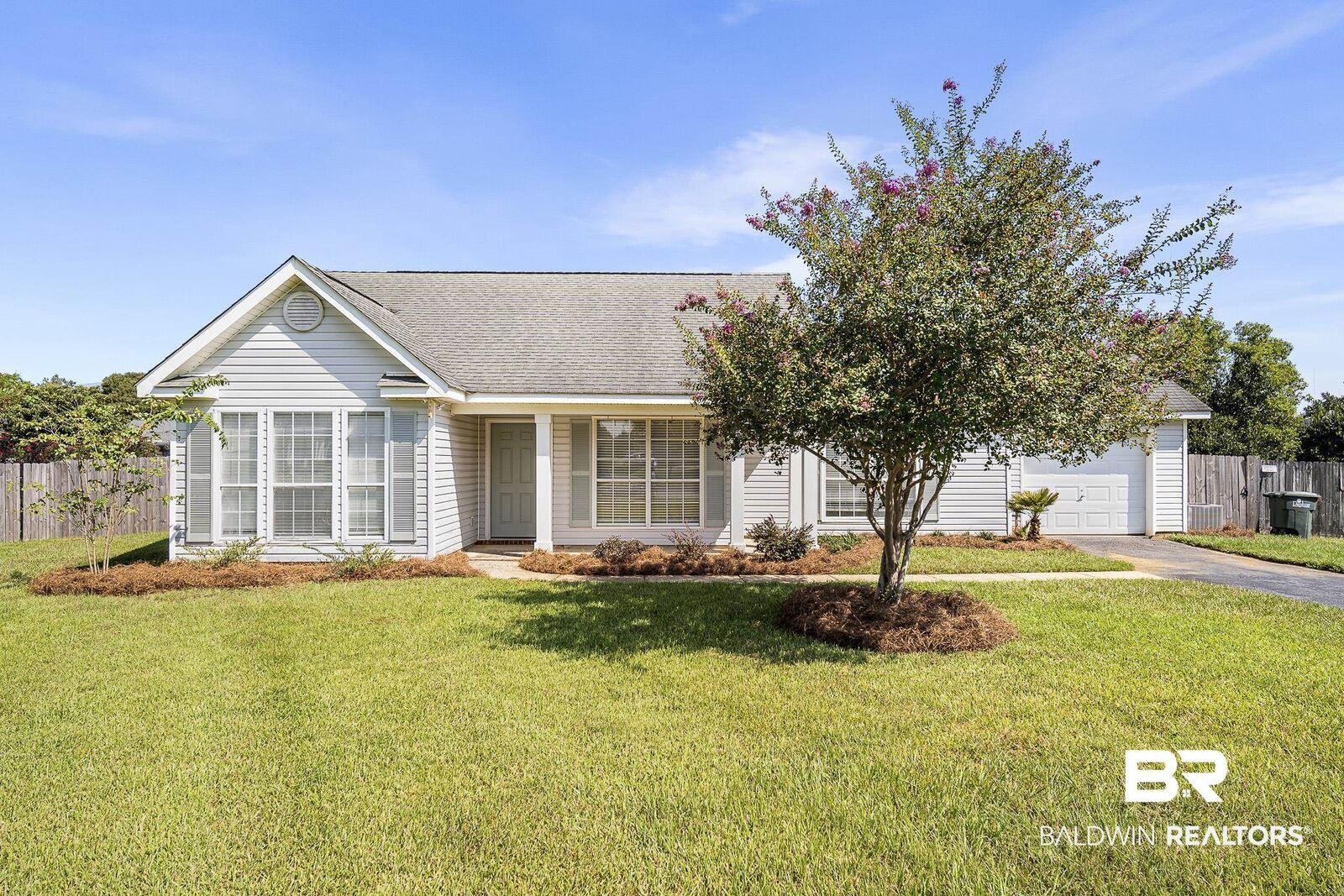 Property Photo:  9577 Canterbury Court  AL 36526 