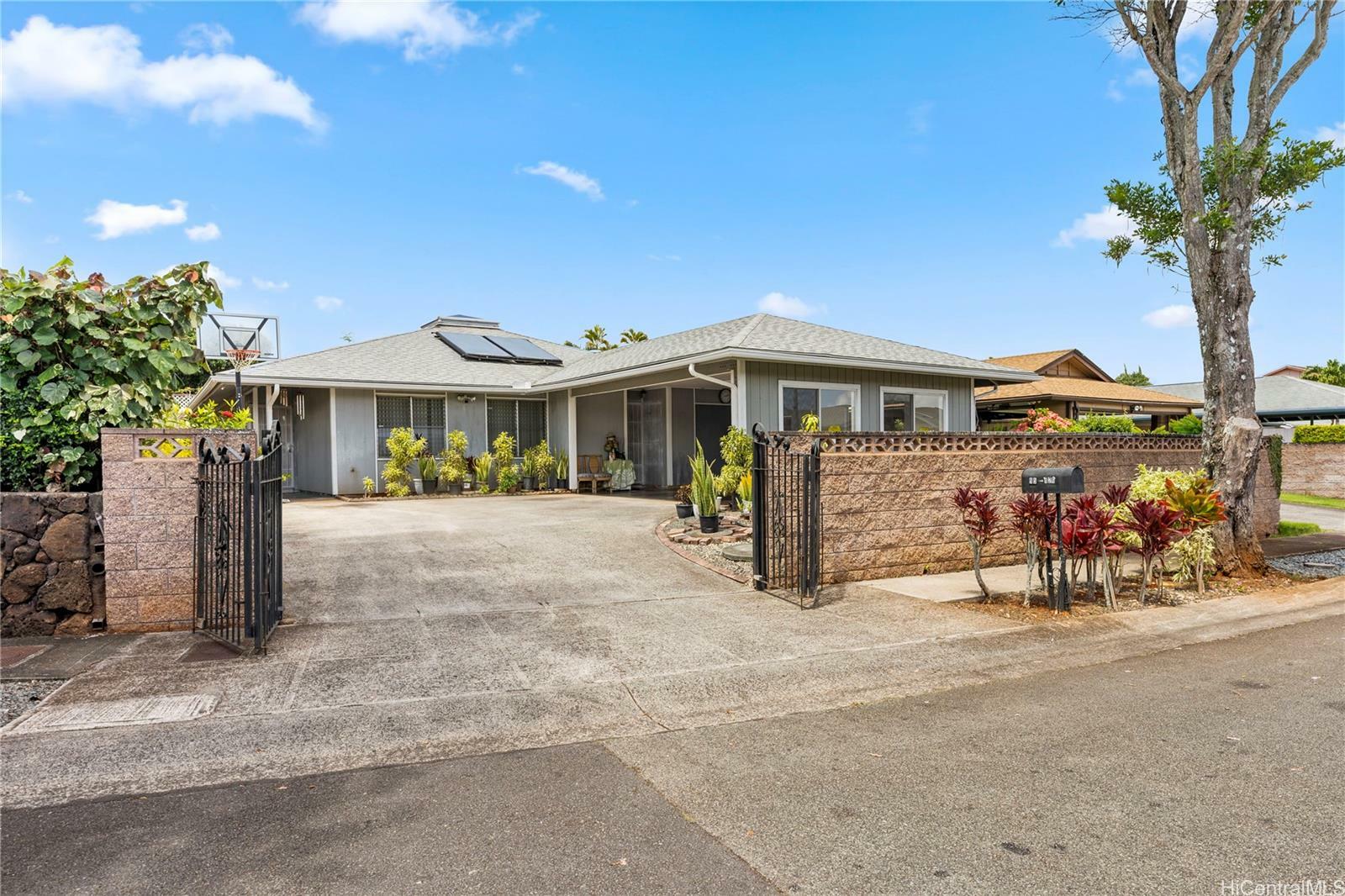 Property Photo:  95-826 Paikauhale Street  HI 96789 