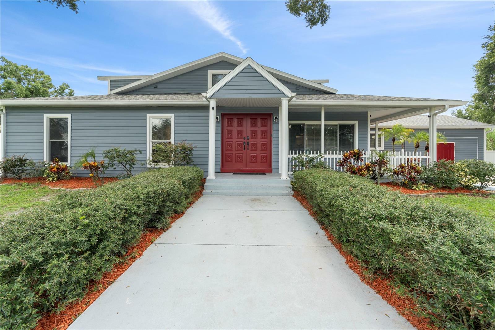 Property Photo:  6228 48th Avenue Drive E  FL 34203 