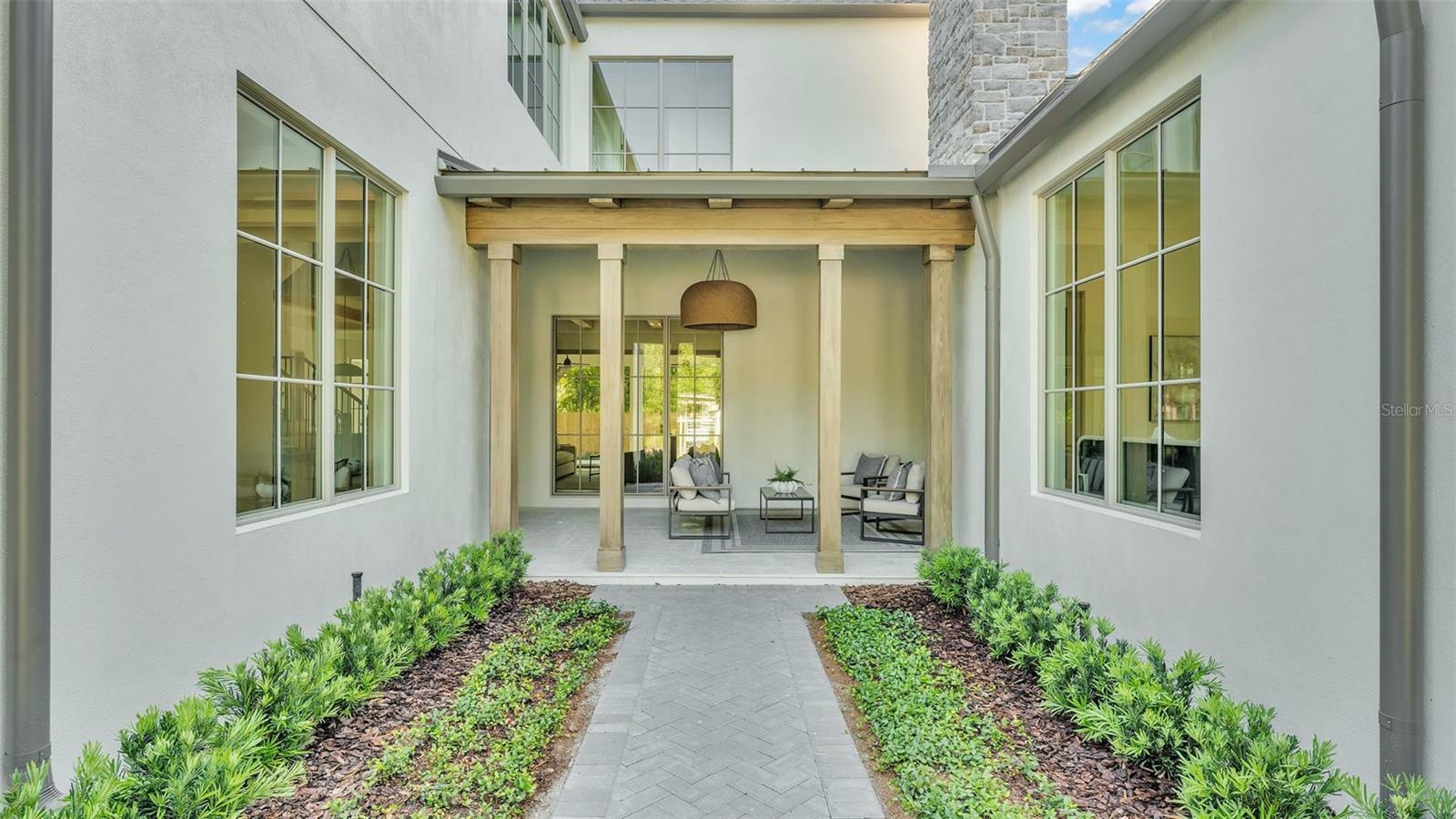 Property Photo: 1730 Winchester Drive FL 32789