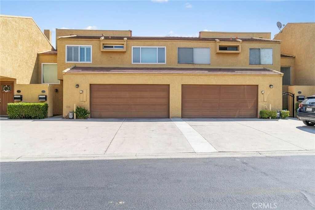 4746 Serrente  Yorba Linda CA 92886 photo