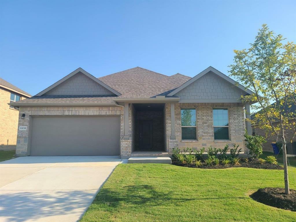 Property Photo:  5218 Crystal Lake Avenue  TX 76249 