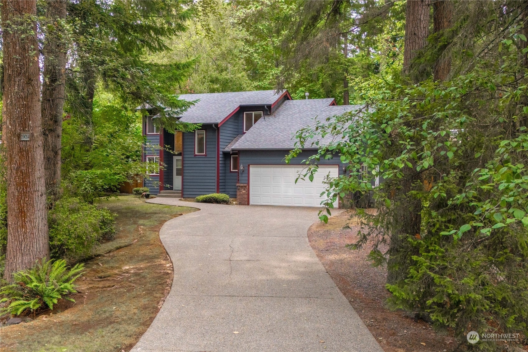 Property Photo:  19014  68th Street E  WA 98391 