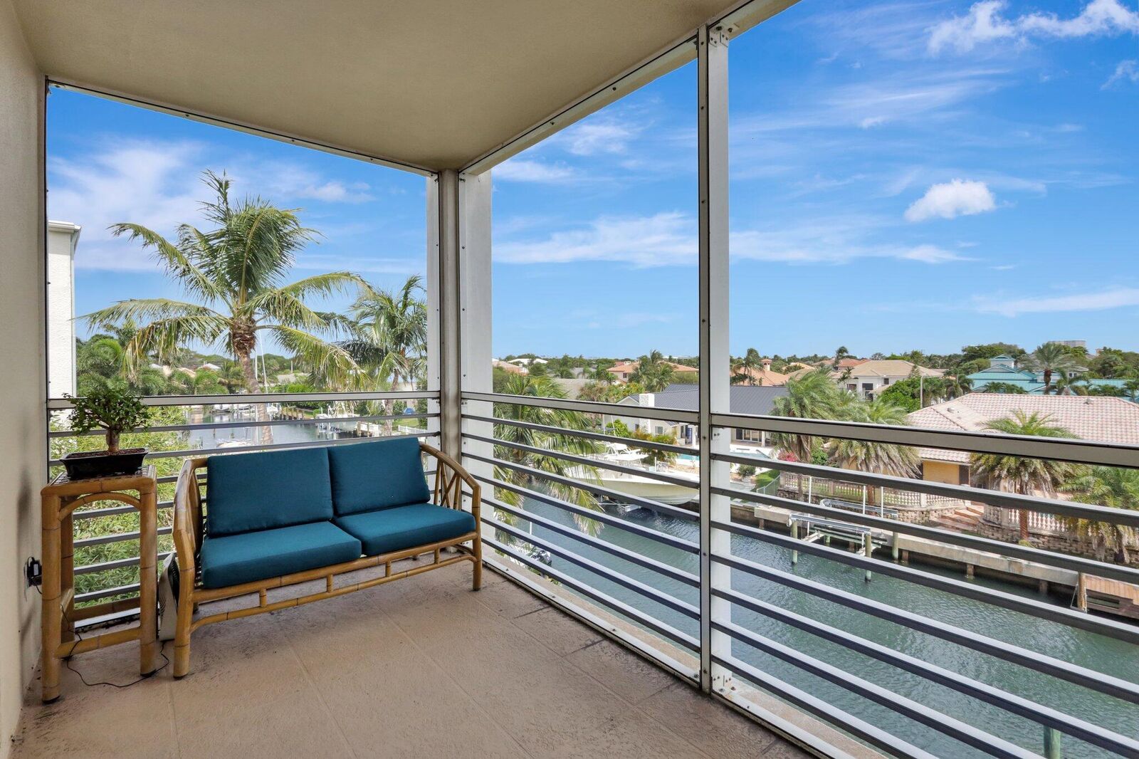 Property Photo: 105 Paradise Harbour Boulevard 412 FL 33408