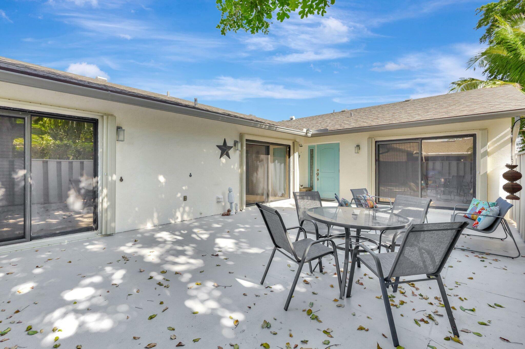 Property Photo:  8036 Ambach Way  FL 33462 