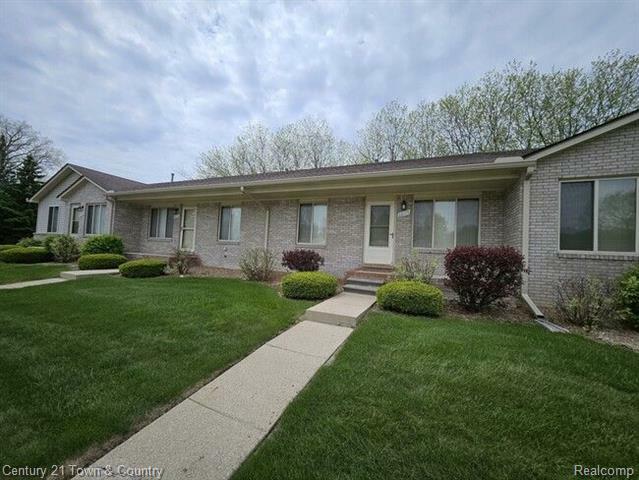 22115 Glenwood Street  Clinton Twp MI 48035 photo