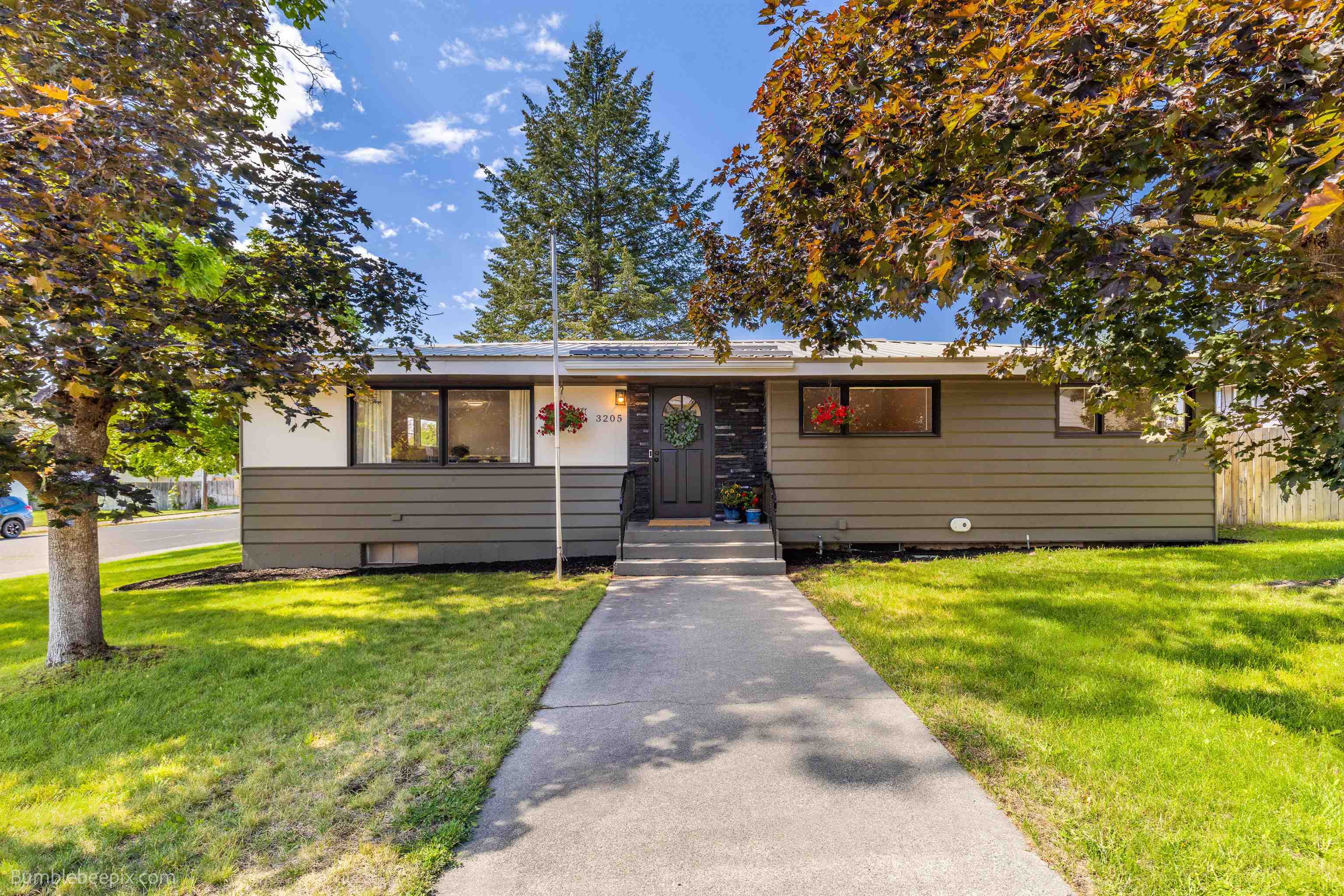 Property Photo:  3205 W Houston Ave  WA 99208 