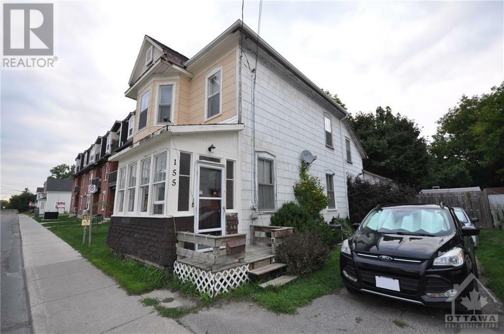 Property Photo:  155 Beckwith Street North  ON K7A 2C7 