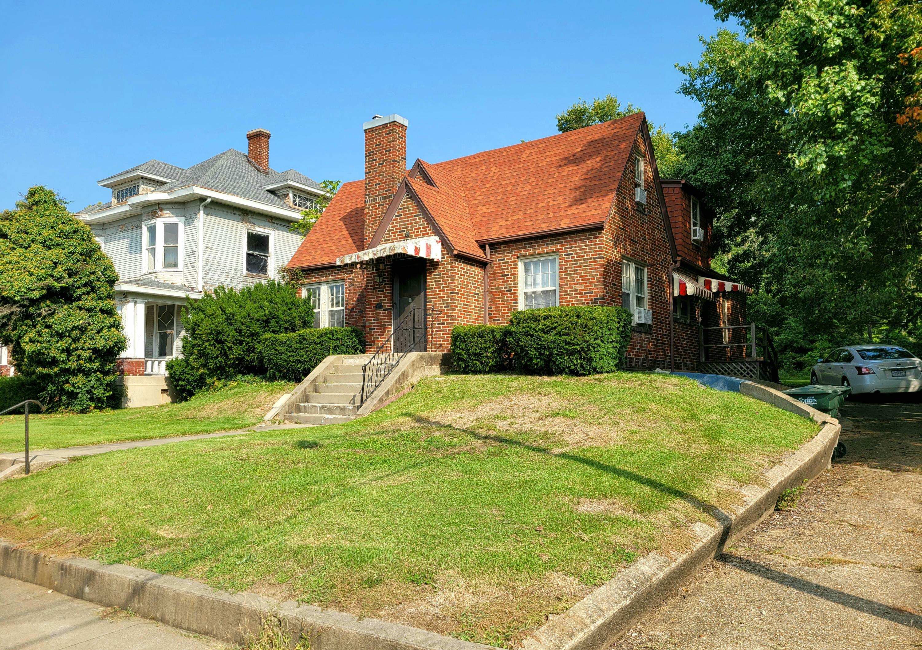 Property Photo:  311 W 6th Street  MO 65251 