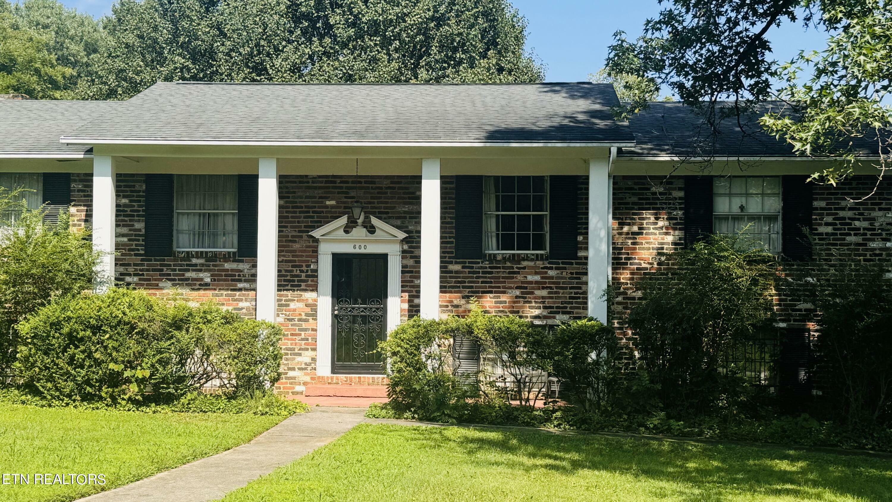 Property Photo:  600 Galveston Rd  TN 37923 