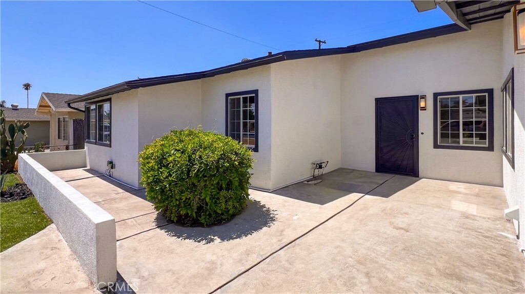 Property Photo:  11196 Greenwood Way  CA 91762 