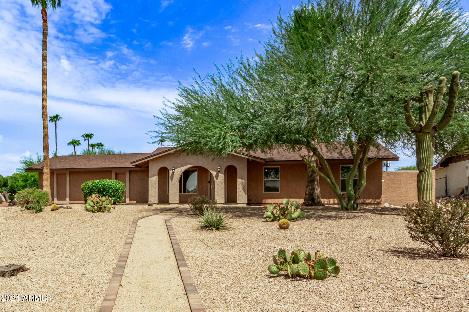 Property Photo:  17106 E La Pasada Drive  AZ 85268 