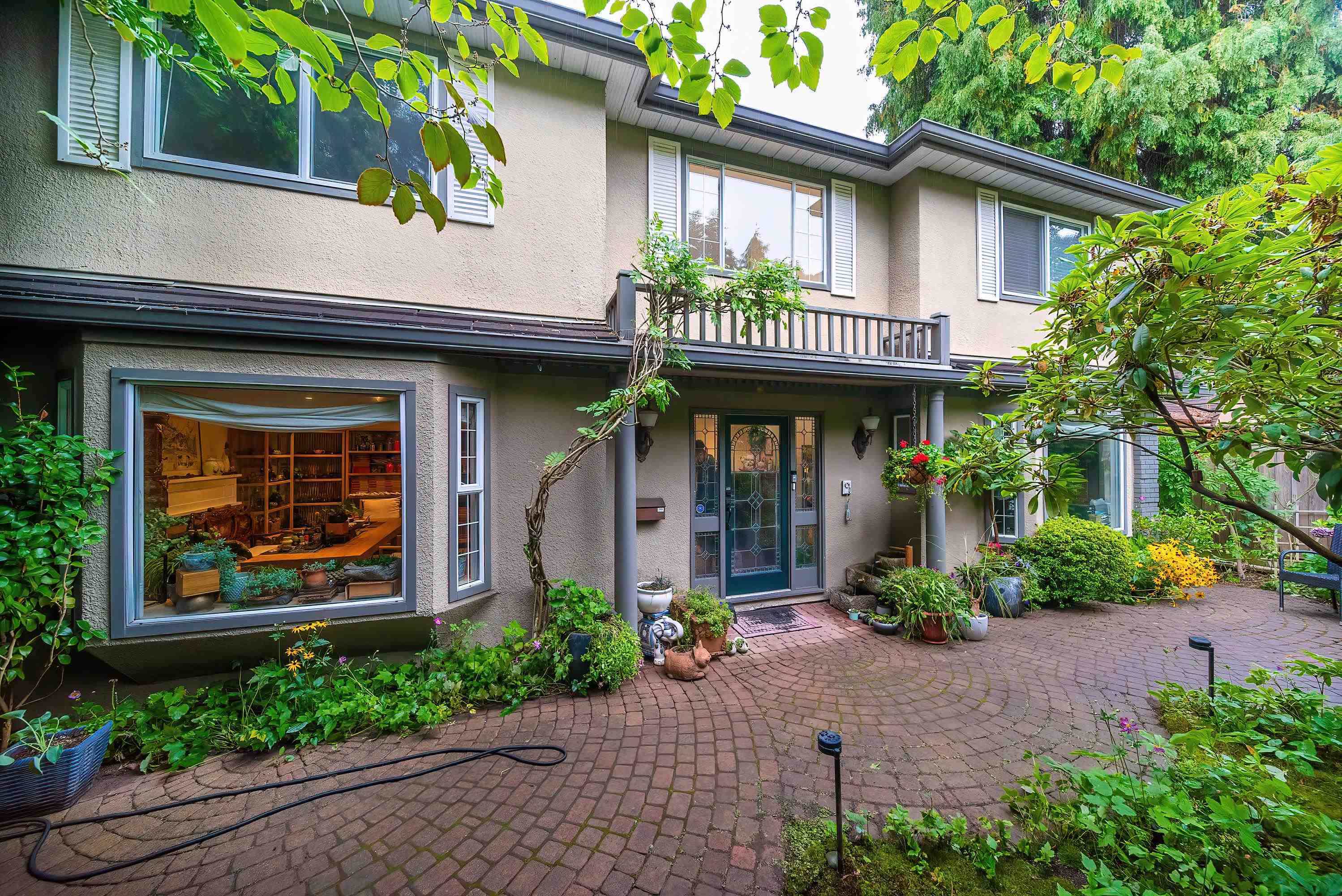 Photo de la propriété:  4333 Locarno Crescent  BC V6R 1G2 