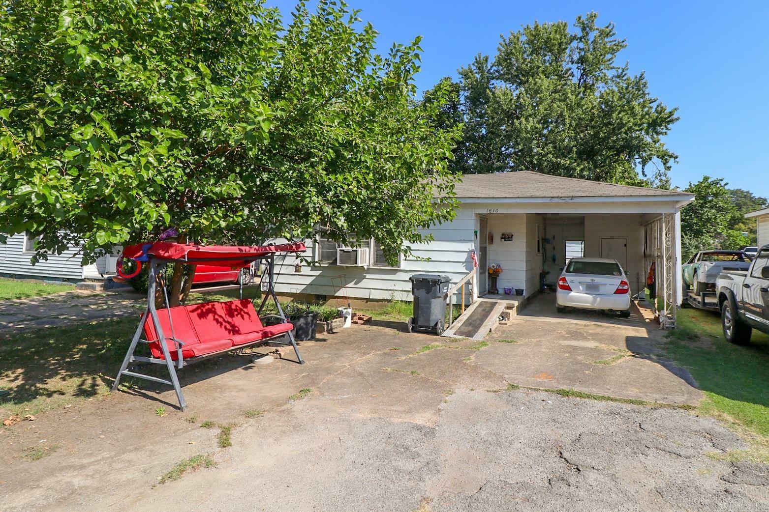 Property Photo:  801 Hester Street 6 Residential On One Parcel  AR 72401 