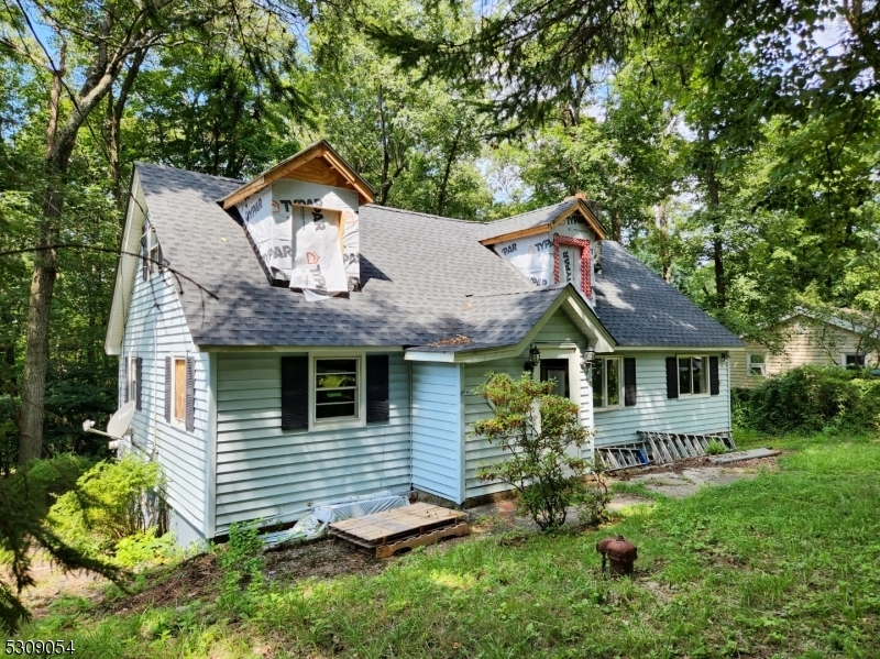 Property Photo:  7 Mondamin Rd  NJ 07422 