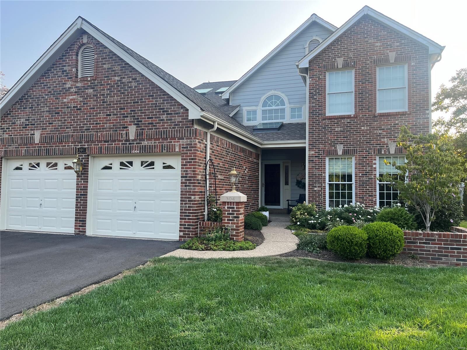 Property Photo: 304 Woods Mill Terrace Lane MO 63017