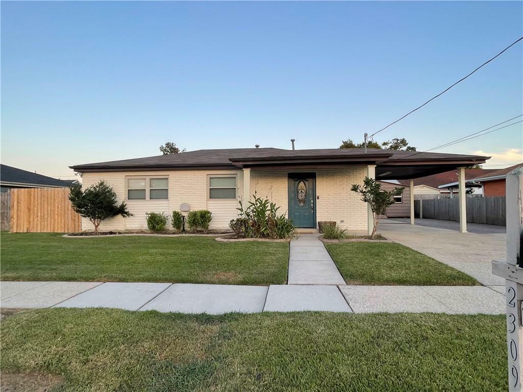 Property Photo:  2309 Rosetta Drive  LA 70043 