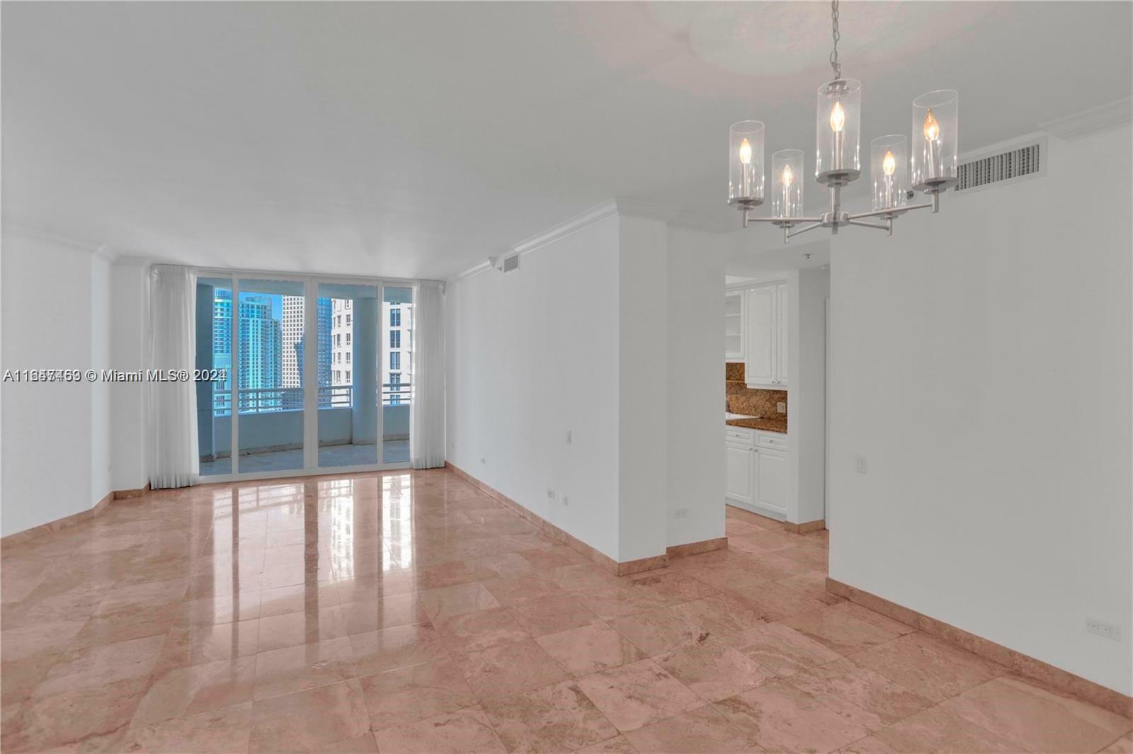 Property Photo:  808 Brickell Key Dr 3105  FL 33131 