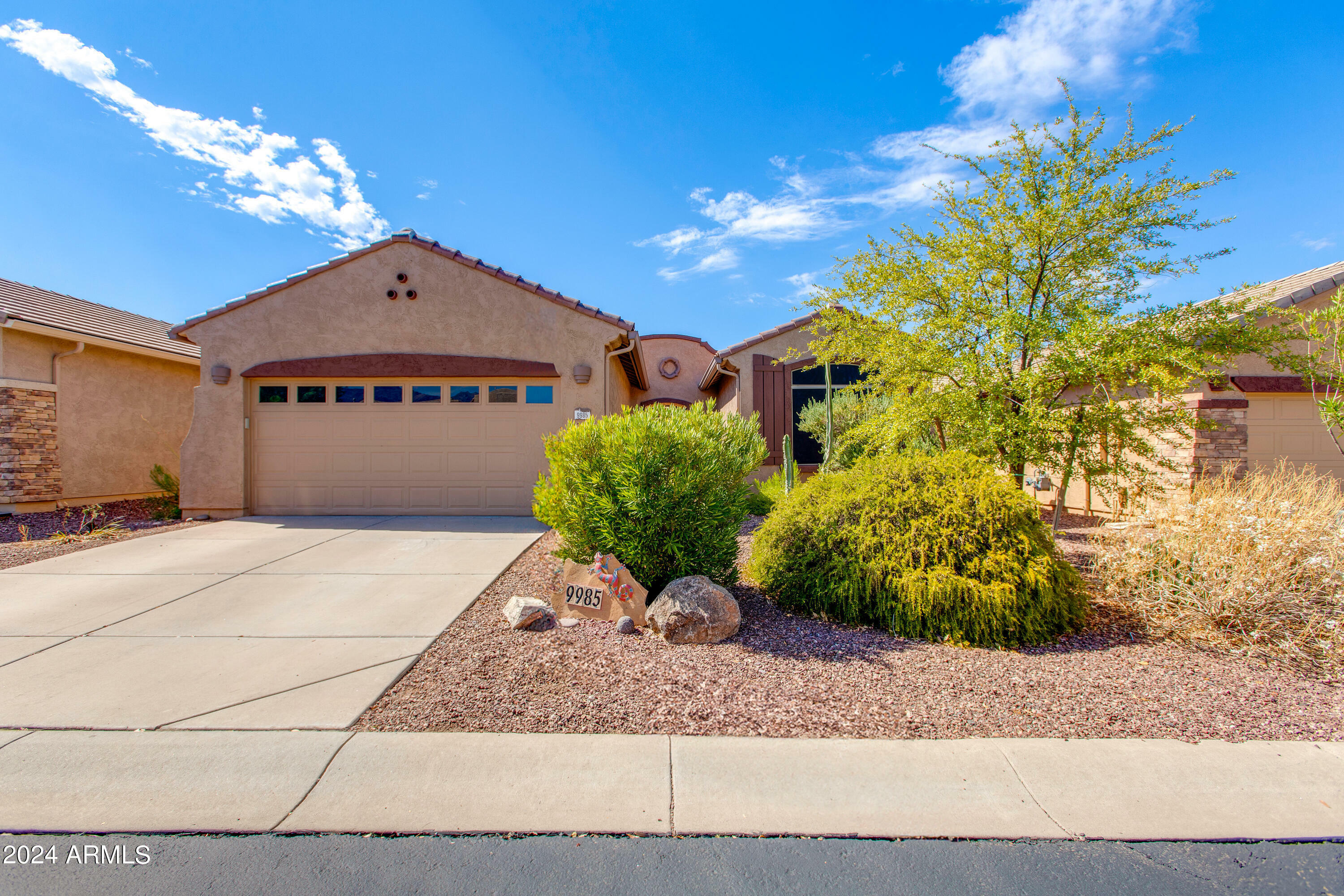 Property Photo:  9985 E Legend Court  AZ 85118 