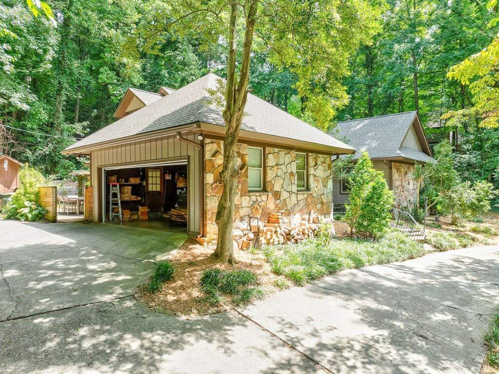 Property Photo:  208 Tibbs Road  GA 30720 