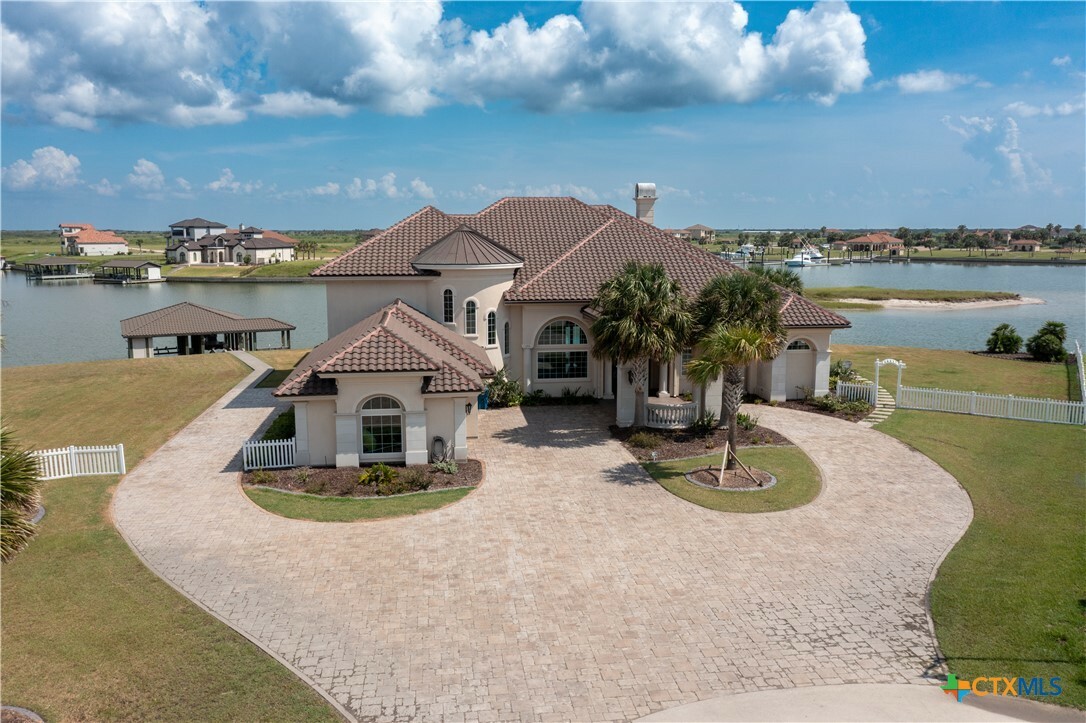 Property Photo: 153 E Tuscany Way TX 77979