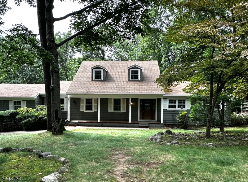 Property Photo:  24 Beech Dr  NJ 07950 