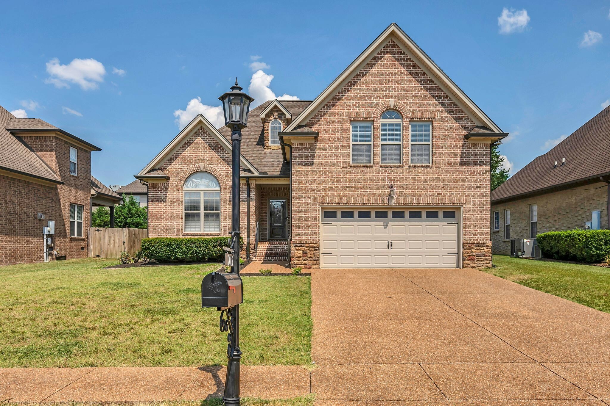Property Photo: 2015 Stonebrook Cir TN 37122