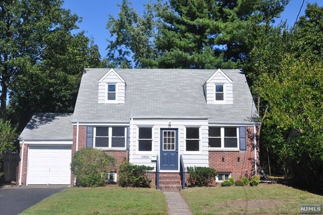 Property Photo:  36-19 Garden View Terrace  NJ 07410 