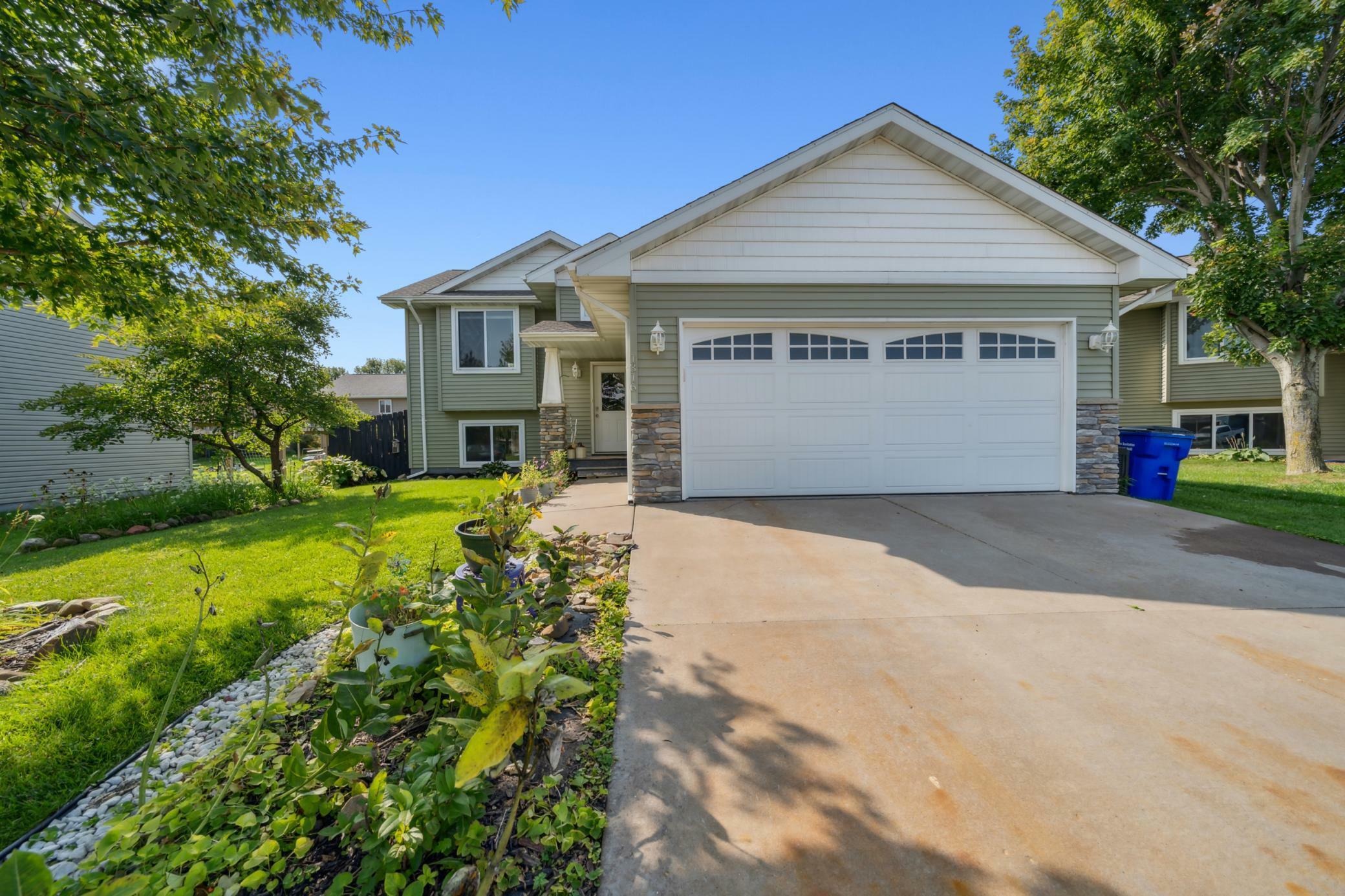Property Photo: 1316 Osprey Court WI 54017