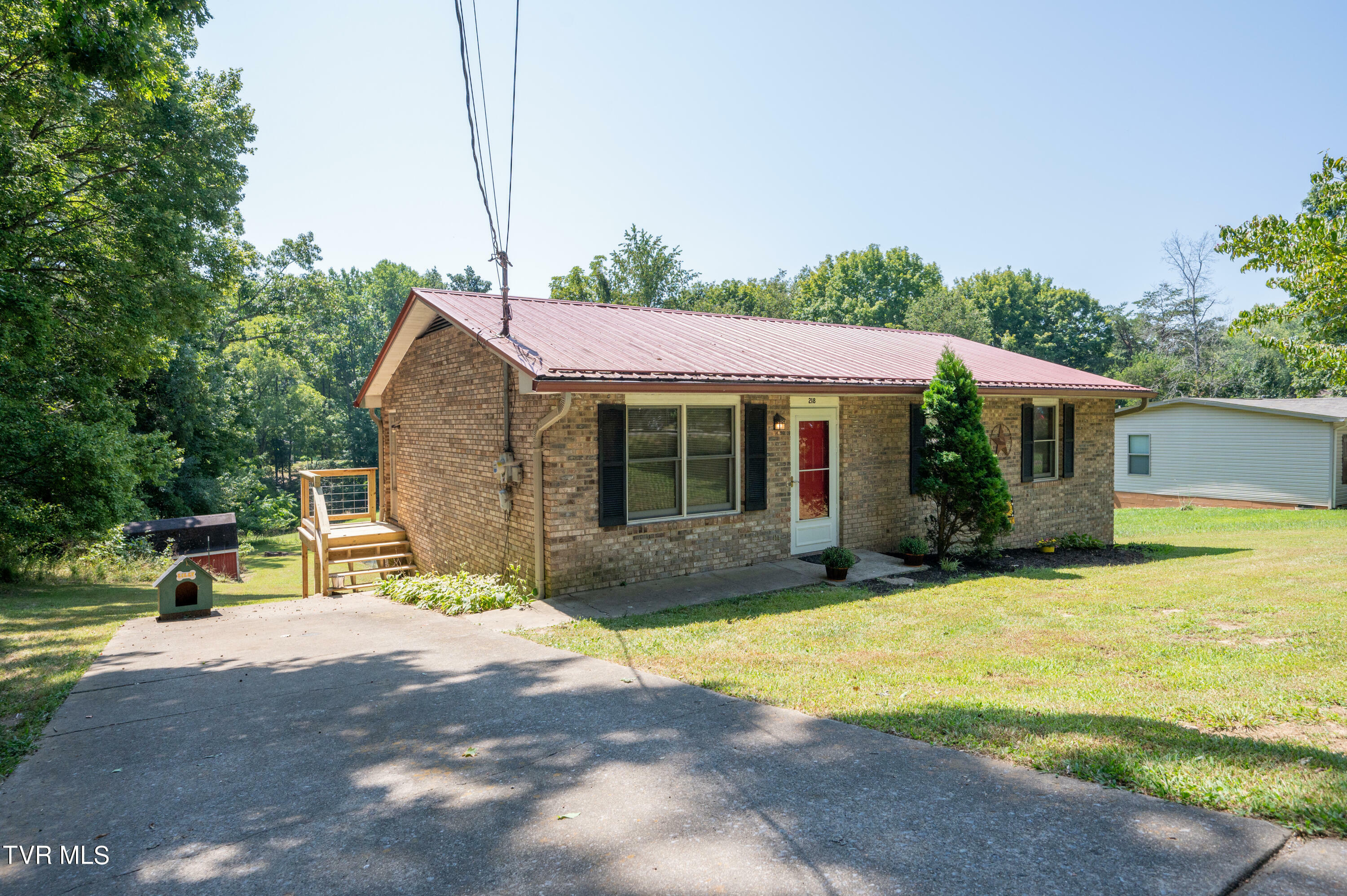 Property Photo:  218 Lane Street  TN 37642 