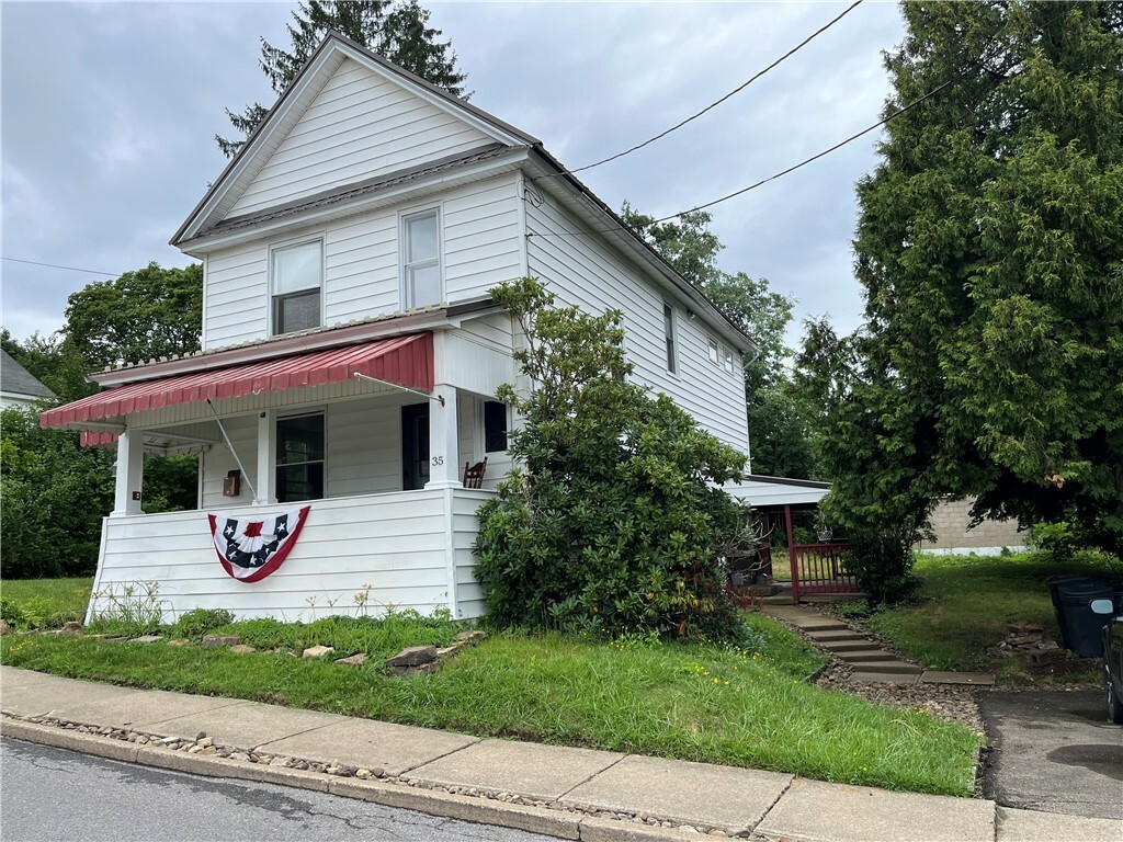 Property Photo:  35 Clinton Street  PA 16701 