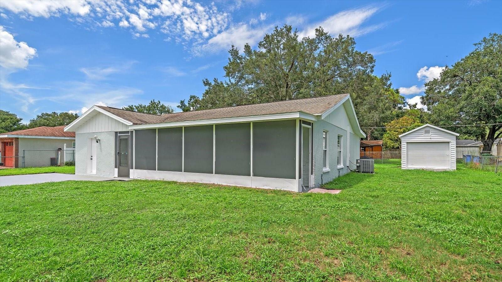 Property Photo:  2609 13th Avenue E  FL 34208 