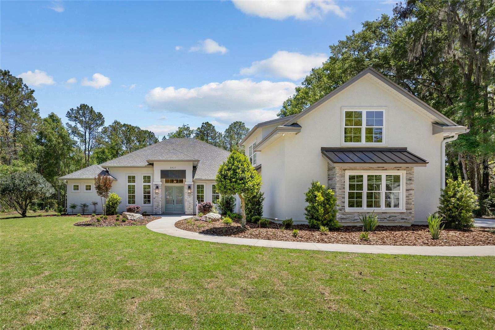 Property Photo: 5927 NW 90th Street FL 32653