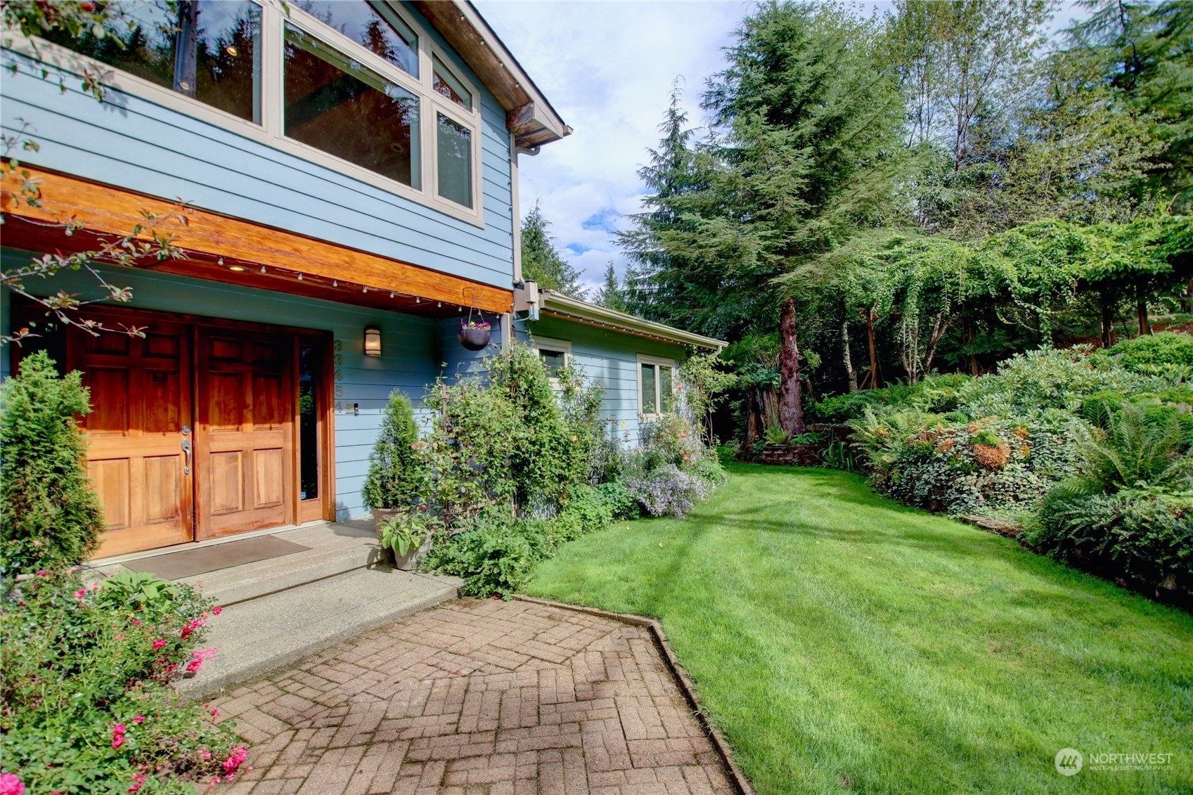 Property Photo:  33454 West Shore Drive  WA 98274 